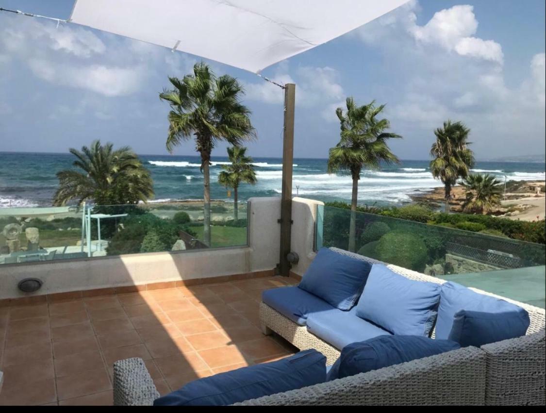 34 Beach Villa Paphos Buitenkant foto